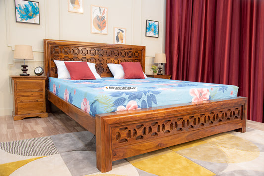 Timeless Elegance: Sheesham Wood Queen Size Bed